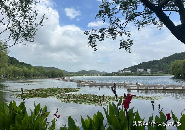 这个这江浙沪名湖太棒了，坐拥“西湖+太子湾”意境，超适合穷游