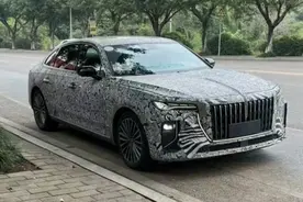 新车 | 升级双连屏/或配8AT 新款红旗H9谍照曝光 现款30.98万元起售图片