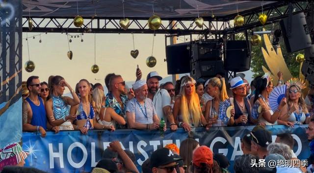 欧游杂记（6）‖ 遇见一个宁静与狂欢同在的苏黎世