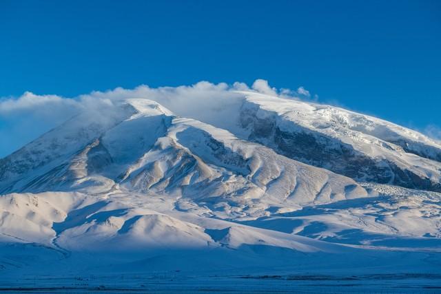 《中国国家地理》评出中国最美名山挑战者榜，这9座山上榜！