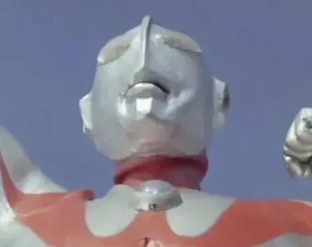 初代奥特曼佐菲和新奥特曼利匹亚佐菲