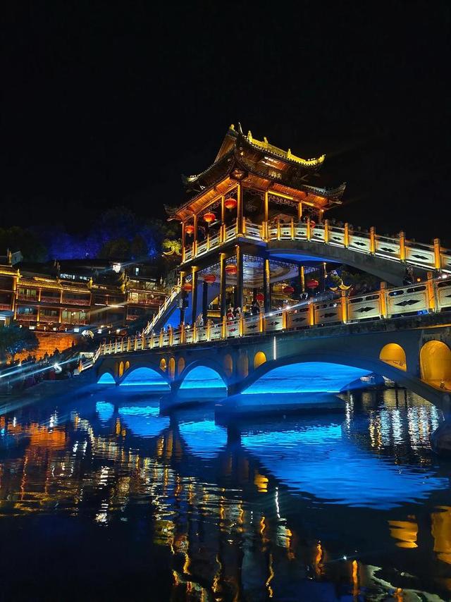 中国十大最美水乡古城古镇夜景