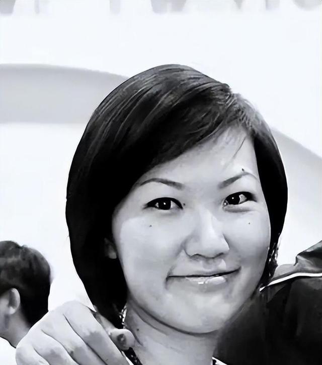 婚内包养奥运冠军，诈骗27位明星6000万，这名女人到底有何魅力