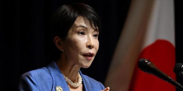 不用中方动手了，高市早苗突然收到噩耗，日本又要换首相了？