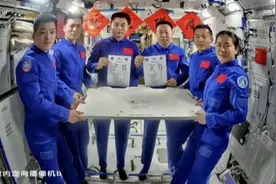 准备就绪！神舟十八号将撤离, 返回舱经受1000℃灼烧！避免不了？图片