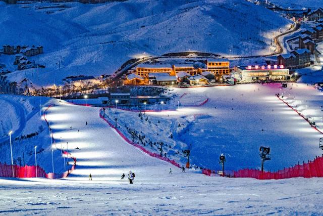 新疆热雪节终极攻略:4.5万张消费券,手把手教你玩转冰雪世界!