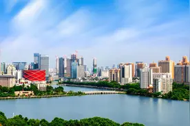 汉秀演出价格调整，让市民们以更优惠的价格看精彩水舞秀图片
