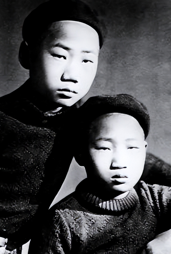 49年毛岸青到北京后，毛主席：现在的妈妈好吗？毛岸青如何回答？