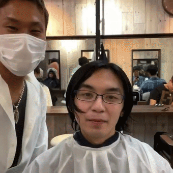 “姑娘，不是什么照片都能随便发的！”哈哈哈亮点都看到了！