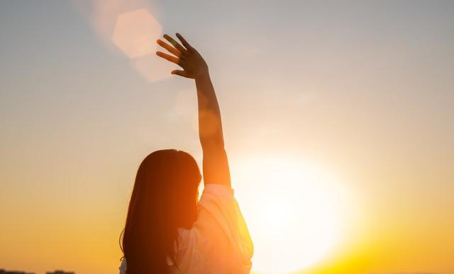 白羊座本周运势：贵人送福+桃花冒泡，但别踩冲动的坑！