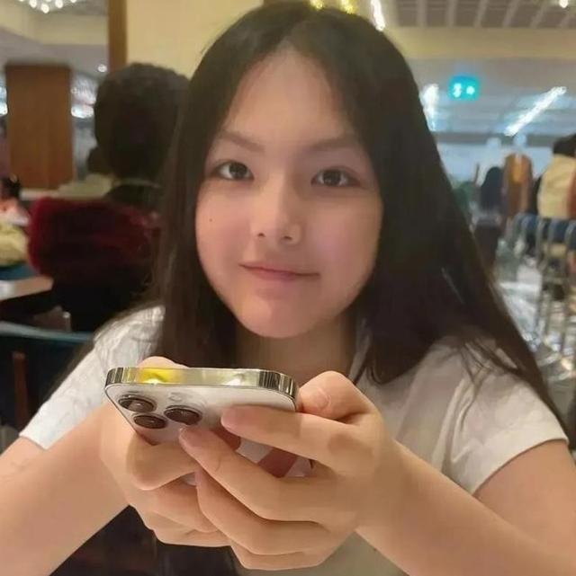 李湘也没想到，自己费心半辈子富养女儿，竟给王岳伦做了“嫁衣”