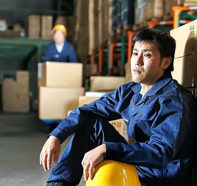 不到48小时，高市曝惊天反转，超90%青年站队，右翼彻底坐不住了