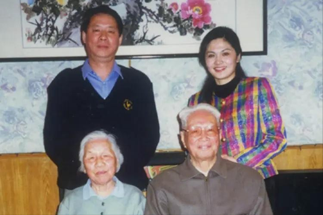 80年代家喻户晓的女演员，嫁给军委副主席儿子，离婚后混得如何？