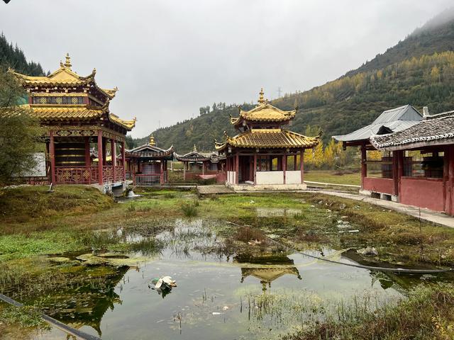 坝上秋深