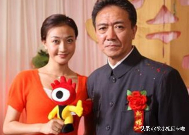 人民日报亲自点名，67岁李幼斌再破天花板，让整个娱乐圈沉默了