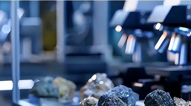 特朗普向全球发出通牒：180天内必须对中国动手，不配合就加税