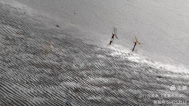 彩色旅图｜光影里的霞浦：捕捉退潮日出的瞬间，沙滩带着酒窝微笑