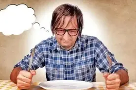 饭后容易饿？胃火过旺是主因，一味中药调火护脾胃！图片