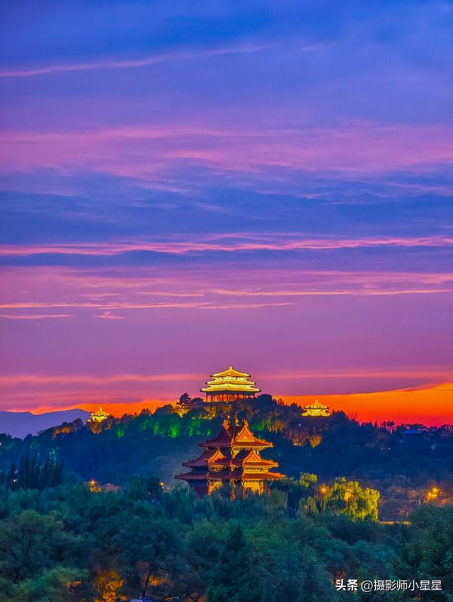 故宫摄影师小星星：当火烧云邂逅古都北京，盛世美景，江山如画！