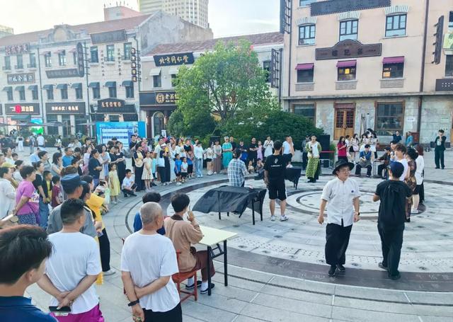 火爆！啤酒节重回青岛老城，每天引来34万人“赴宴”