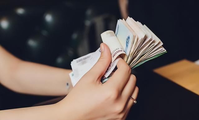 9月1日起强制缴纳社保？人民日报紧急辟谣，原来大家都理解错了！