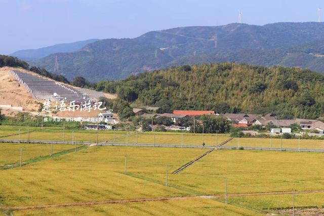 浙江宁波这座寺院得名“饭佛”，居于海岛但景色不错，适合周末游
