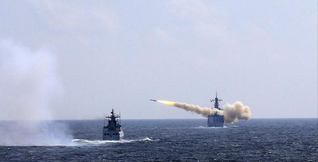 日本签字了，高市选定中日主战场，对华开第二枪	，解放军开始巡海