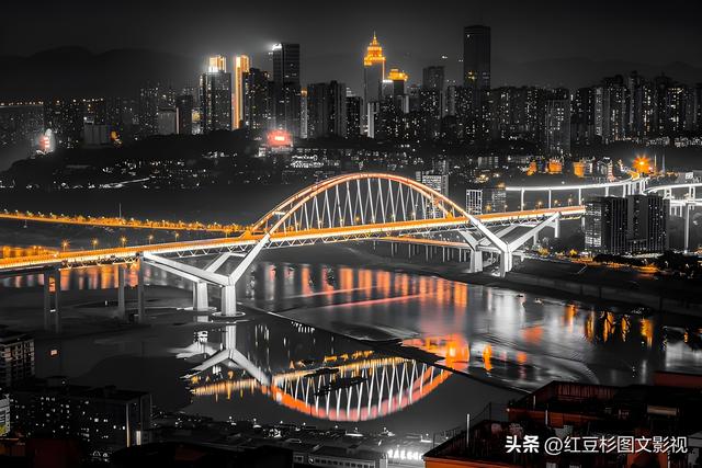 国庆旅游C位城市公布 导航系统自愧不如 全国人民纷纷前往体验