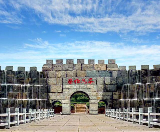 临沂9月超燃！华健哥+张韶涵演唱会开唱，凭演唱会门票享景区优惠！