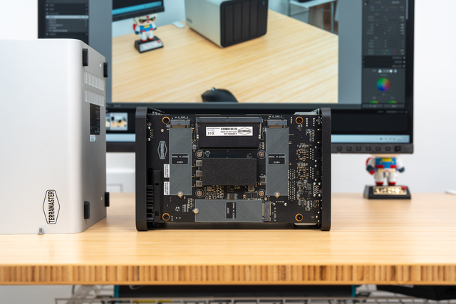 终于摆脱文件烦恼！铁威马 F4-425 Plus：搞定小型工作室文件难题