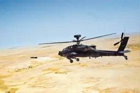 武装直升机拓展“新业务”——“坦克杀手”打击无人机图片