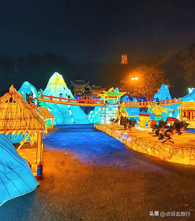 成都免费灯会，亮灯了，流光溢彩，超级漂亮，一派年味！