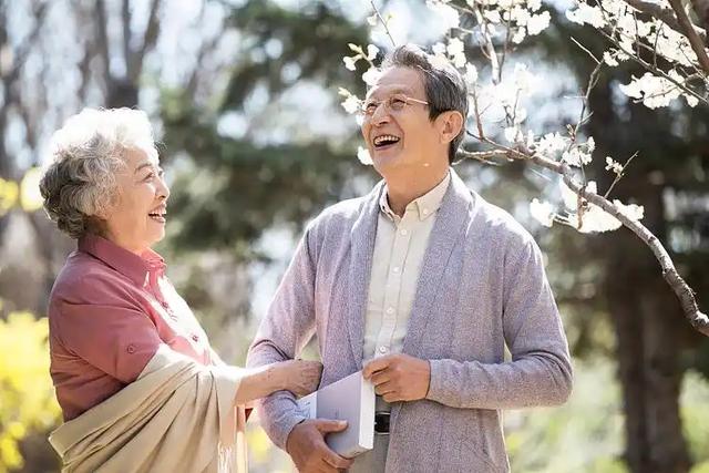 生姜是脑梗的“杀手”？医生提醒：若想大脑健康，这4物要多吃