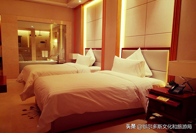 银发乐游线路：杭锦旗慢游深体验