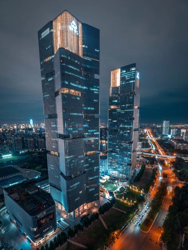 都说西安比郑州还要名气大，两地深度游后，才发现差距真的很大