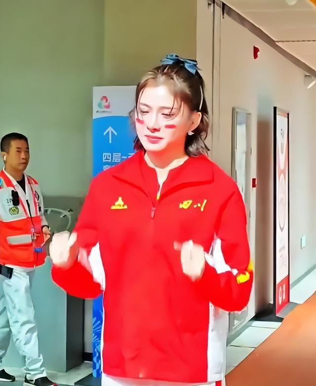 吴艳妮妈妈也没想到，全运会刚结束，女儿就落得和全红婵一样处境