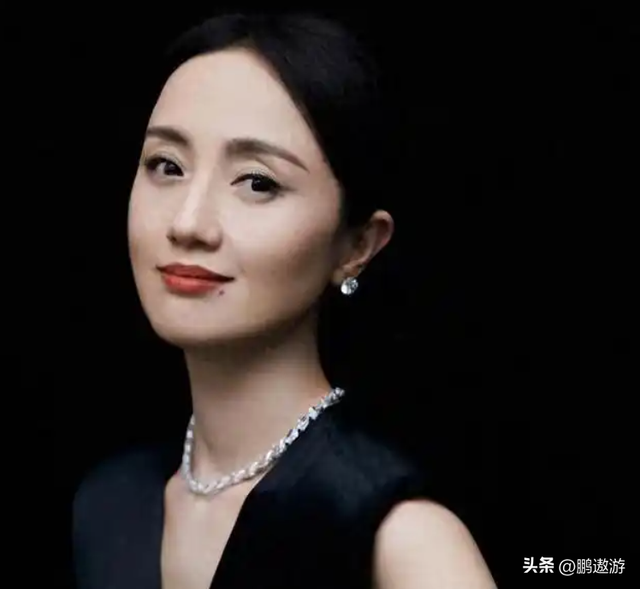 辛柏青丧妻刚满100天，离谱的事就发生了，被撮合娶马伊琍引争议
