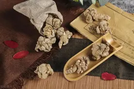 心脏怦怦乱跳，多半是心气、心阴不足，这个方子帮你稳定心神图片