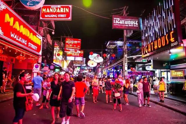 中国游客新宠！曼谷百年香料仓库藏玄机，比网红打卡点更有料