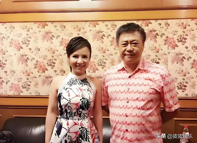 7年前，盲人歌手刘赛不顾反对嫁到农村，今丈夫成了她的骄傲！