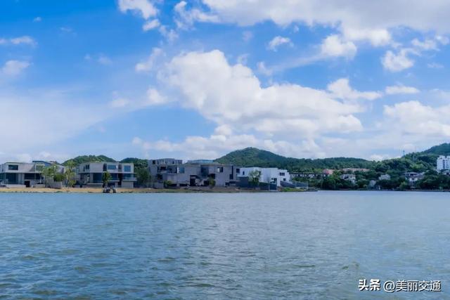跟着交通去旅行｜一湖双镜 舟行古今 东钱湖“双”航线勾勒水墨与烟火双面美学