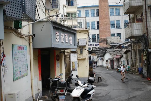 心甘情愿为它“发福”！这座小城的美食，连吃三天都不够～