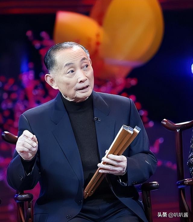 善恶终有报！47岁“跌落神坛”的李玉刚，终是活成了“跳梁小丑”