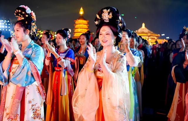 @“朋克养生”青年：冬日“补气”，就来洛阳