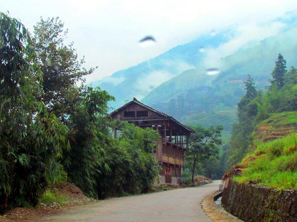 广西旅游：探寻壮丽奇观龙脊梯田（图）