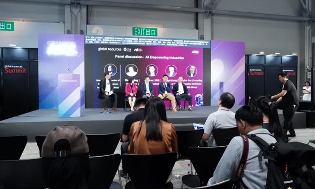 AIRS香港科技盛会直击：机器人“活”了，AI正重塑千行百业