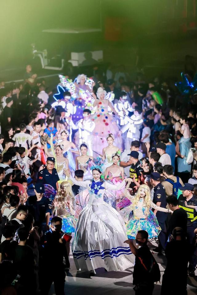 2025如虹嘉年华“动感”正燃！深圳虹桥公园成双节假期热门打卡地