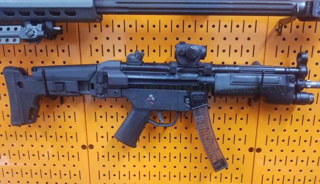 SCAR系列步枪宣布停产！哪些“世界名枪”原来都是被游戏捧红的？