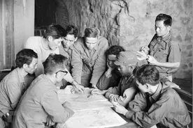 越南视角：中越战争越军有几个军区参战？由谁指挥？图片