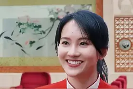 陈若琳，才华与美貌并存图片